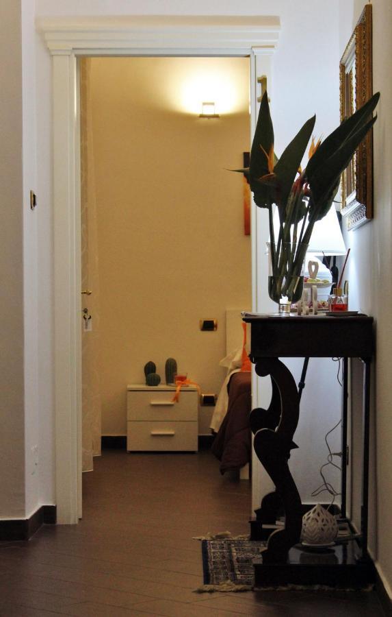 Dimora De Brado Bed and Breakfast Trani Buitenkant foto