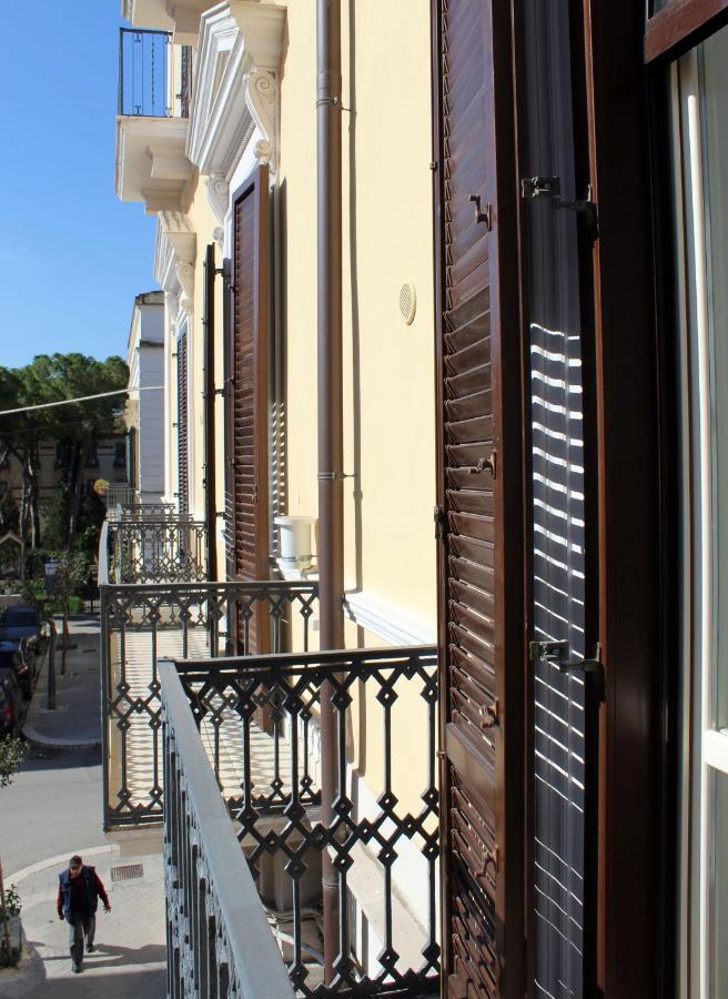Dimora De Brado Bed and Breakfast Trani Buitenkant foto