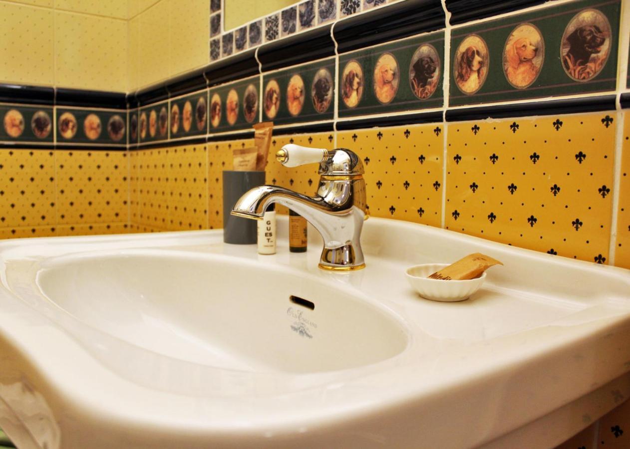 Dimora De Brado Bed and Breakfast Trani Buitenkant foto