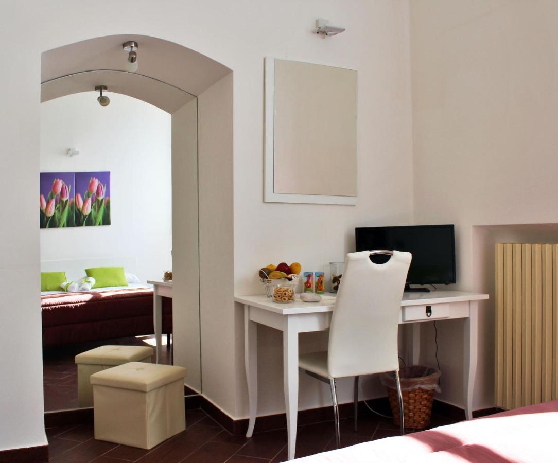 Dimora De Brado Bed and Breakfast Trani Buitenkant foto