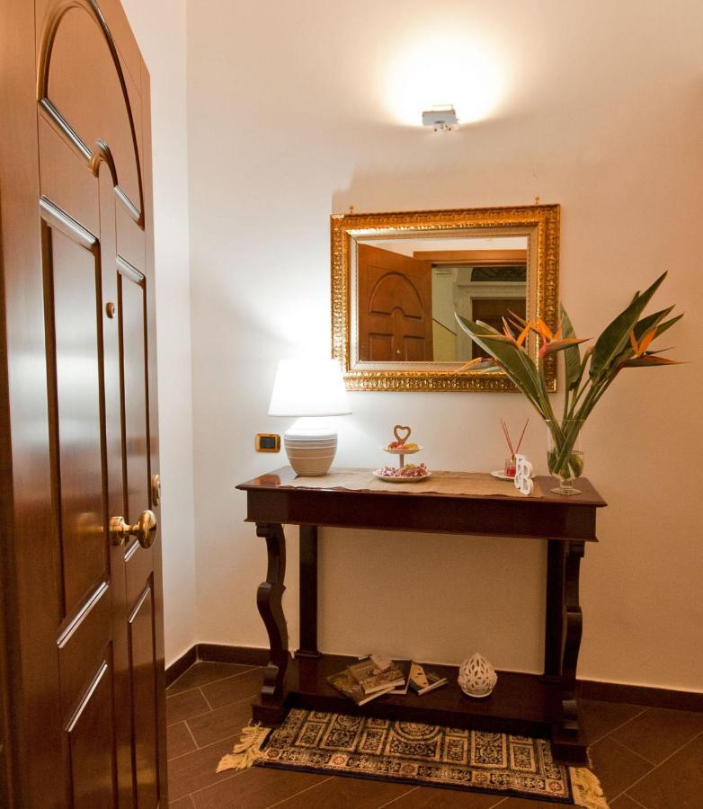 Dimora De Brado Bed and Breakfast Trani Buitenkant foto
