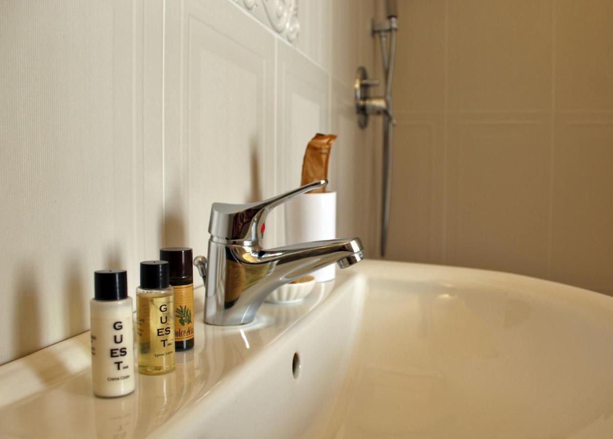 Dimora De Brado Bed and Breakfast Trani Buitenkant foto